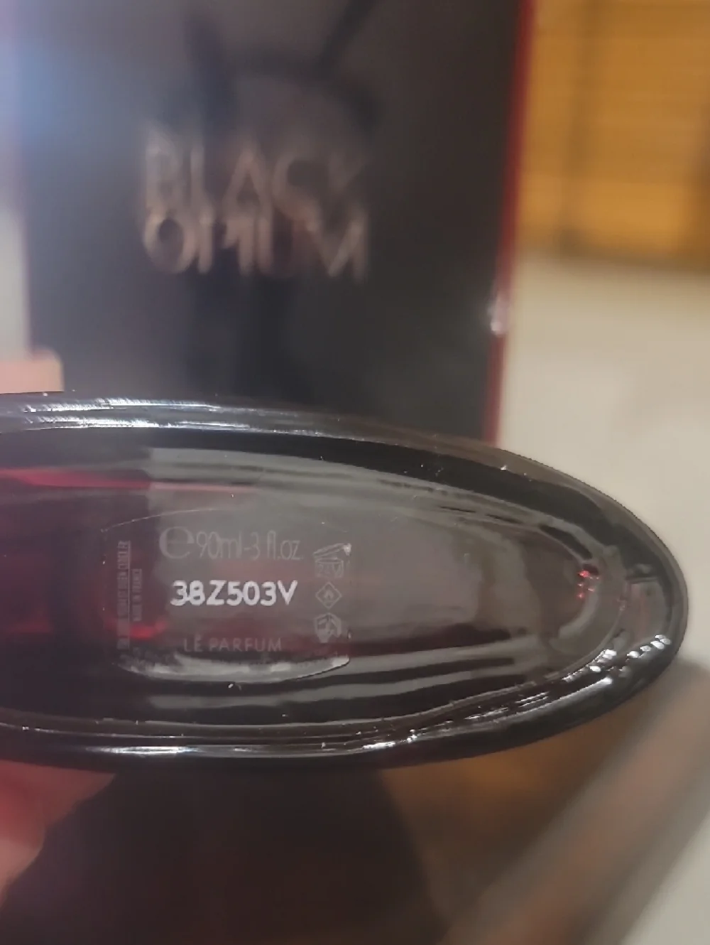 Yves Saint Laurent Black &  Red Opium Bottle.Brand New Perfume. Never Used. - Picture 3 of 5